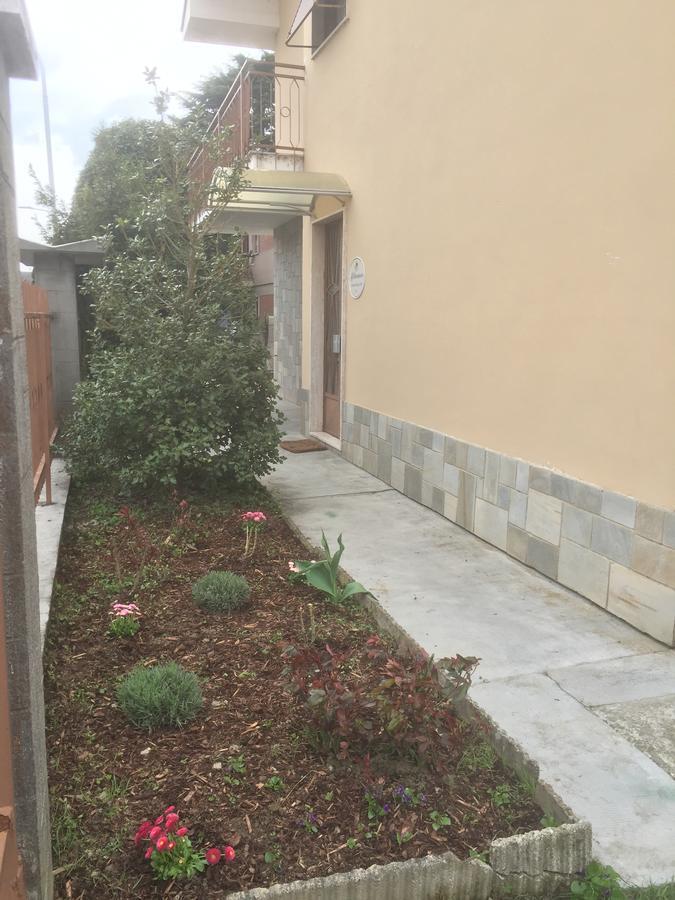 Apartmán Casa Salice Racconigi Exteriér fotografie